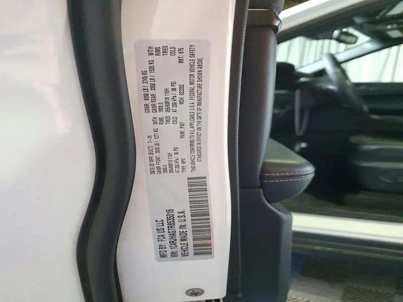 2024 Jeep Grand Cherokee, VIN 1C4RJHAG7R8535016, photo 14 of 20