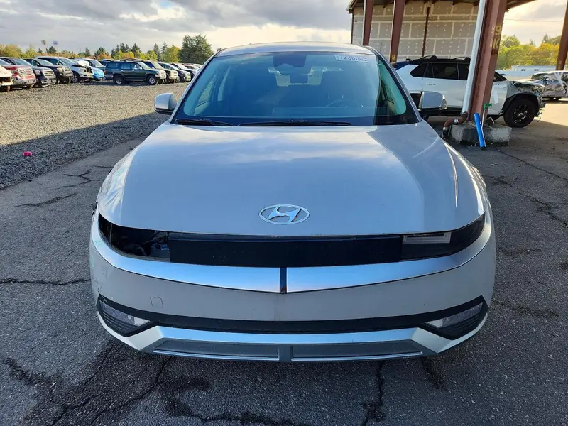 2022 Hyundai Ioniq 5, VIN KM8KM4AE8NU068170, photo 5 of 13