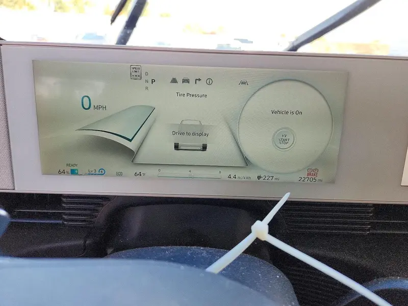 2022 Hyundai Ioniq 5, VIN KM8KM4AE8NU068170, photo 9 of 13